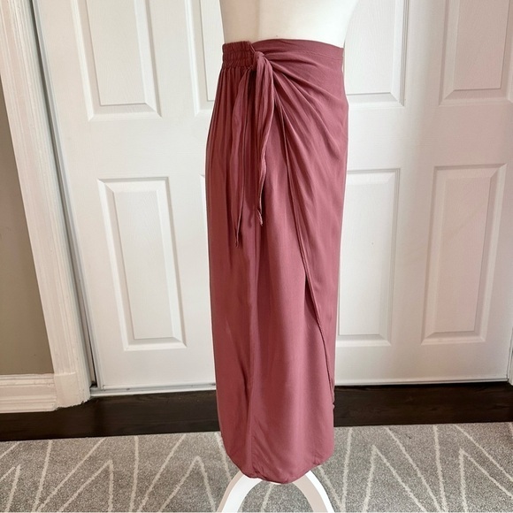 ASOS Dusty Rose Faux Wrap Midi Length Skirt - Picture 2 of 8
